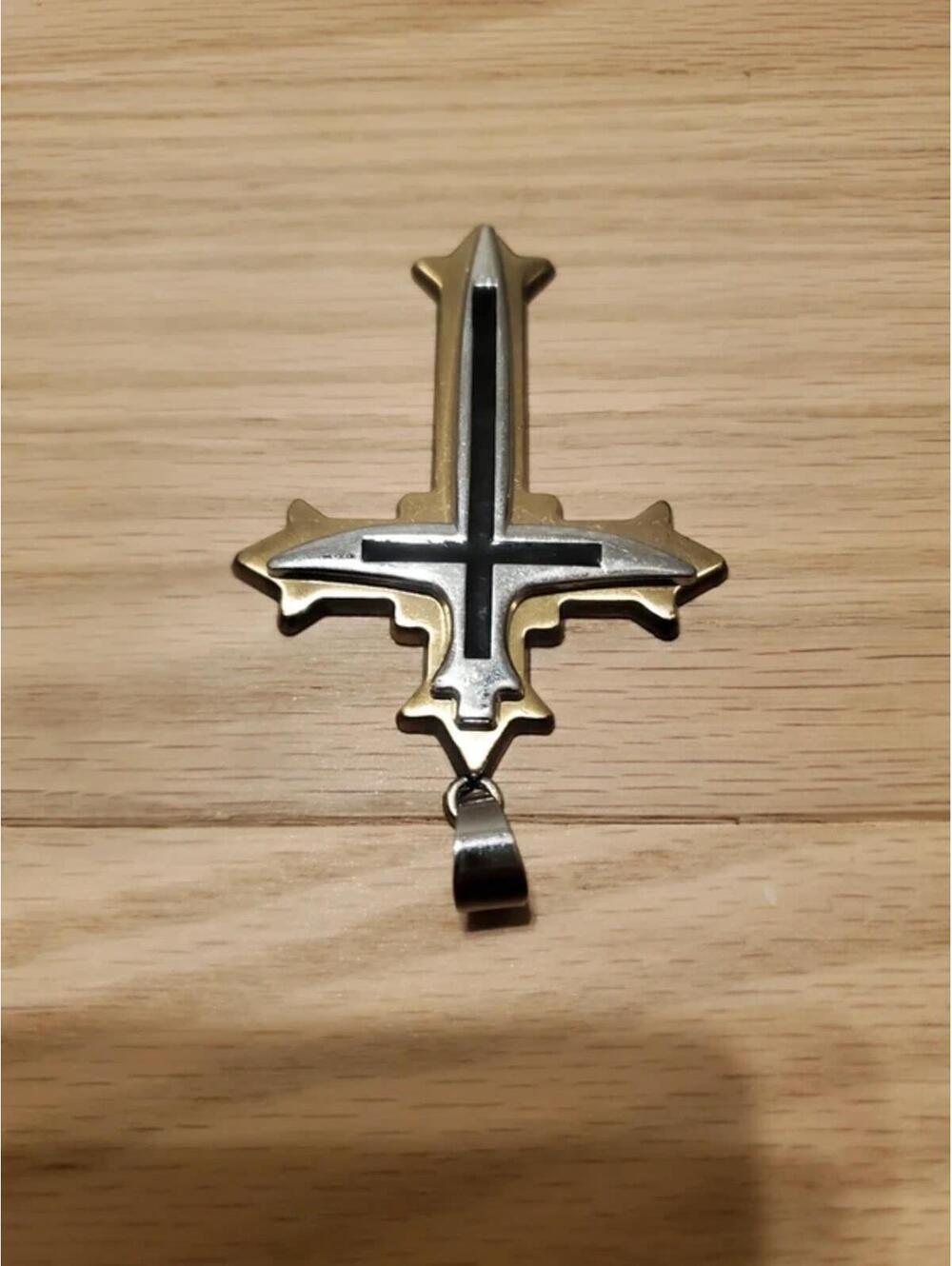Cross - Picture 3 of 3